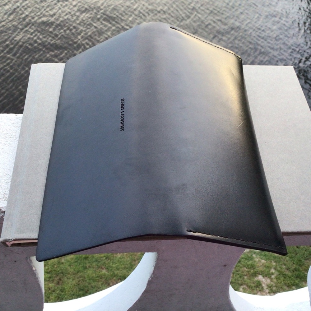 St. Laurent Clutch or Case with Magnetic Closure - Picture 12 of 14